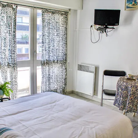 Daire Les Flots Bleus-1 By Interhome Trouville-sur-Mer