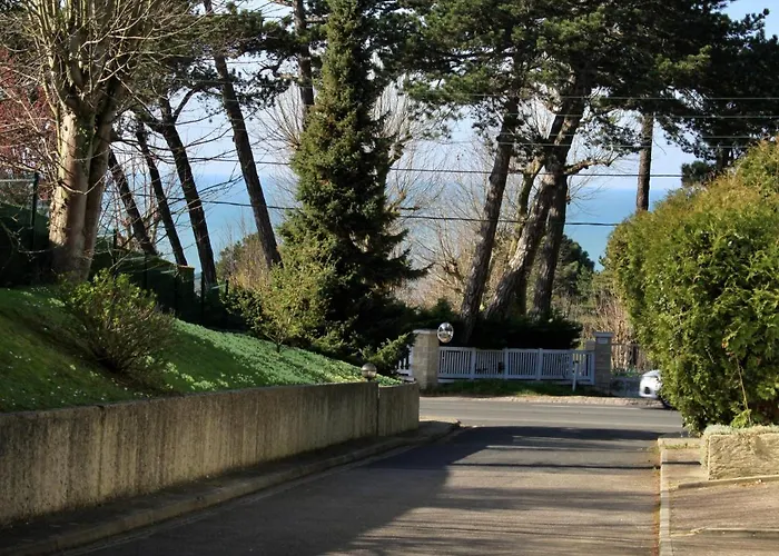 Les Flots Bleus-1 By Interhome Apartmán